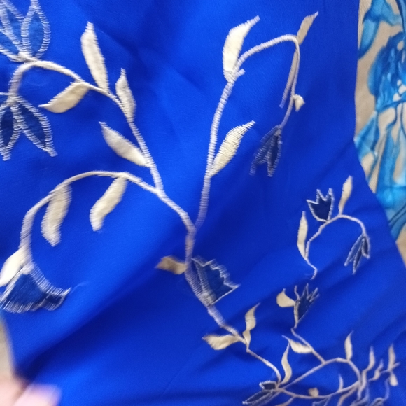 New long blue kurti - Picture 6 of 11